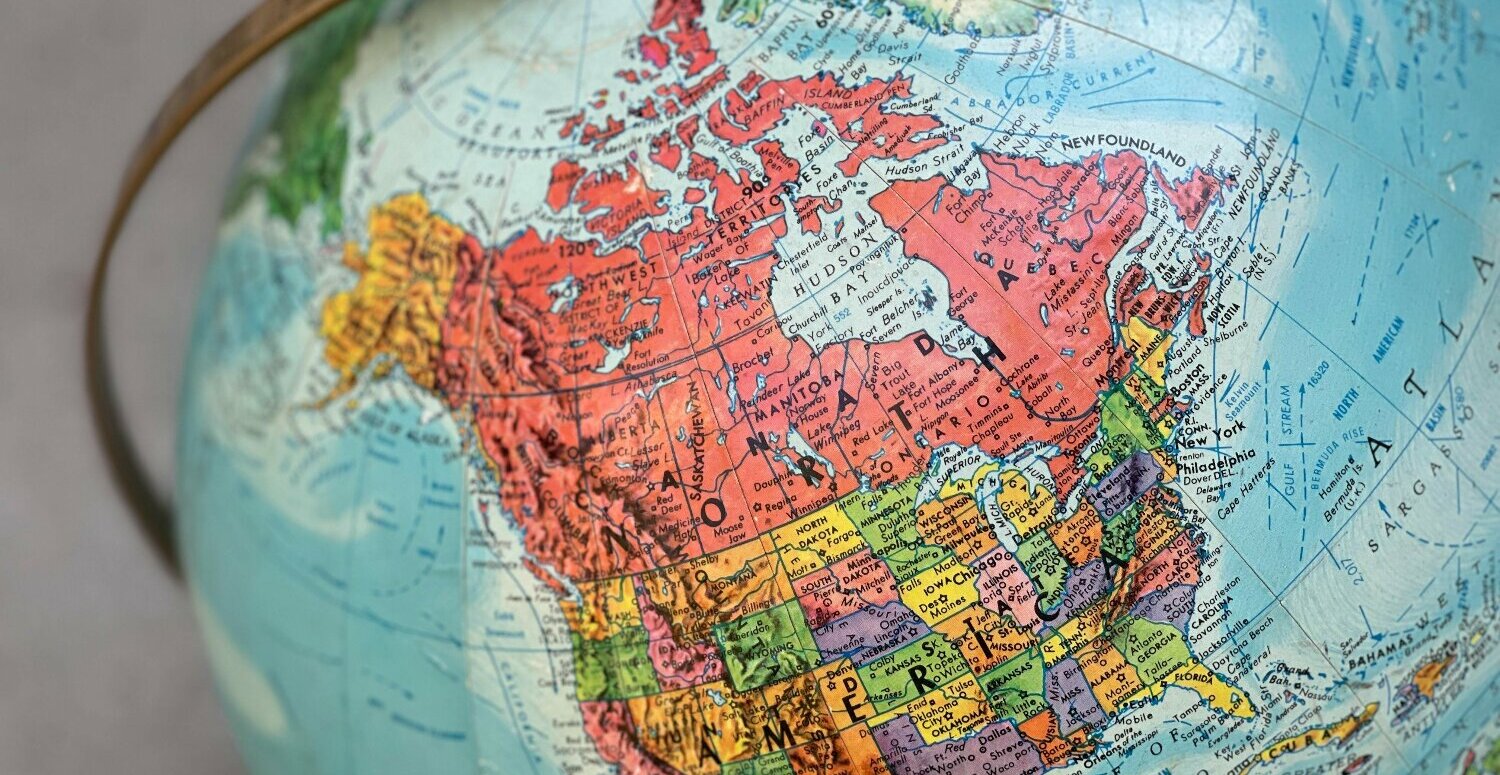 Novas regras estabelecidas pelo Decreto 12.551/2025 abordam contra-ataque financeiro a taxas estrangeiras